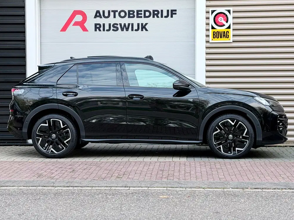 Volkswagen T-Roc 1.5 eTSI R-Line Pano uit 2026, foto 5