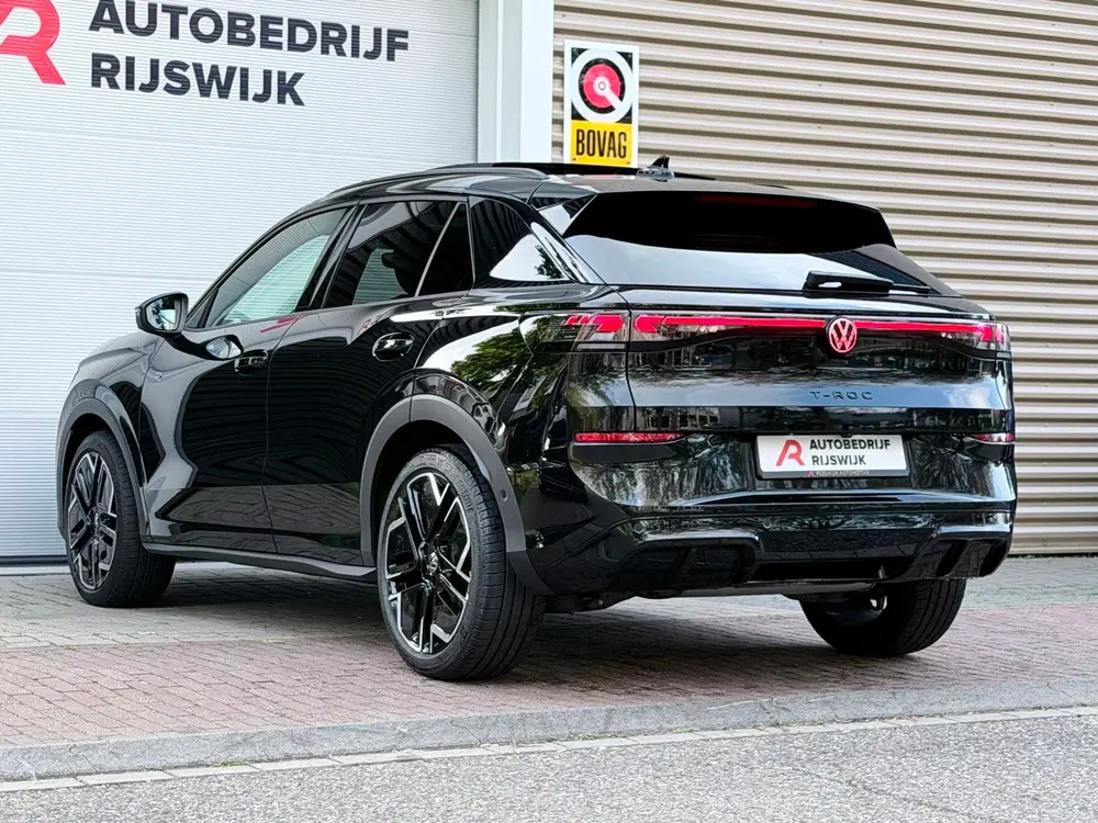 Volkswagen T-Roc 1.5 eTSI R-Line Pano uit 2026, foto 8