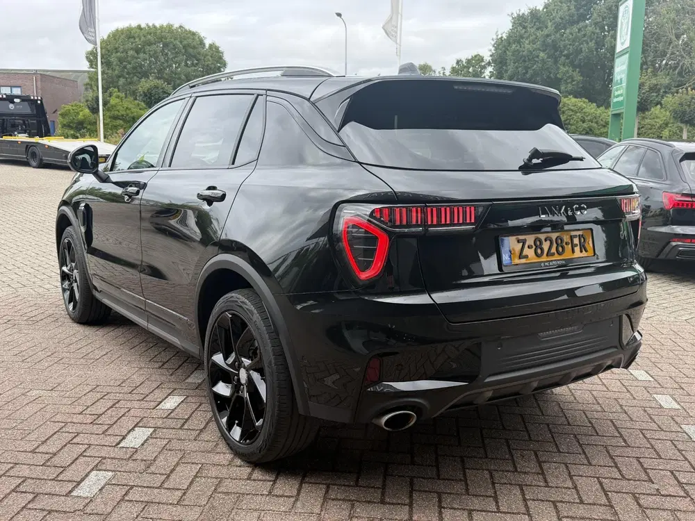 Lynk & Co 01 1.5 BLACK EDITION uit 2024, foto 3