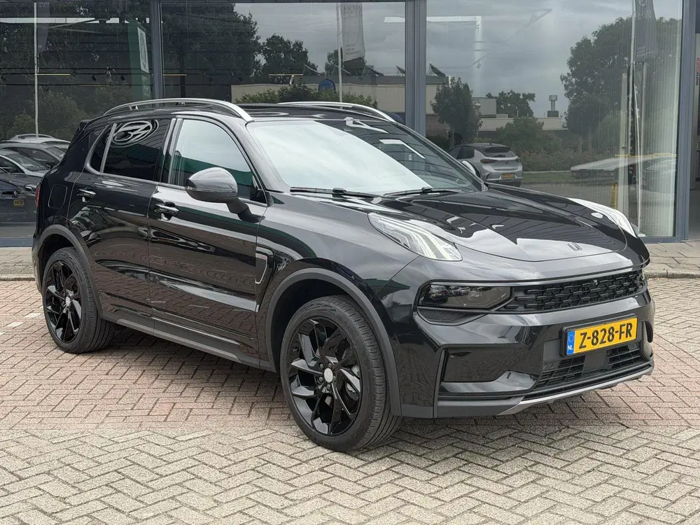 Lynk & Co 01 1.5 BLACK EDITION uit 2024, foto 4