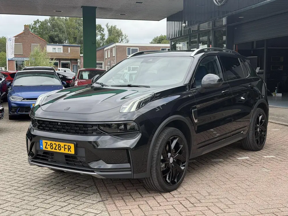 Lynk & Co 01 1.5 BLACK EDITION uit 2024, foto 9