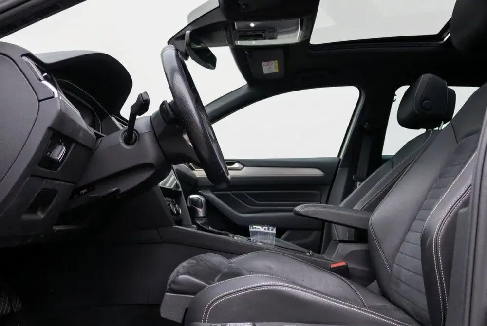 Volkswagen Passat 1.4 TSI PHEV GTE R-Line Panoramada uit 2020, foto 10