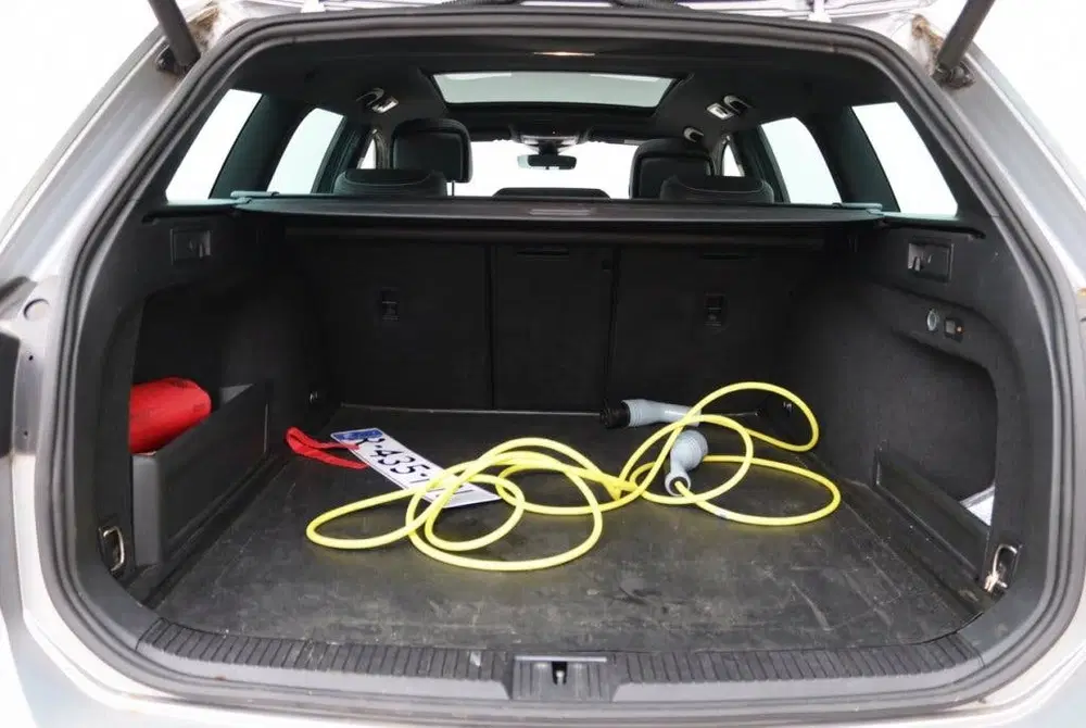 Volkswagen Passat 1.4 TSI PHEV GTE R-Line Panoramada uit 2020, foto 12