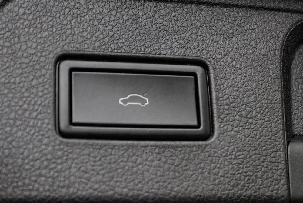 Volkswagen Passat 1.4 TSI PHEV GTE R-Line Panoramada uit 2020, foto 13