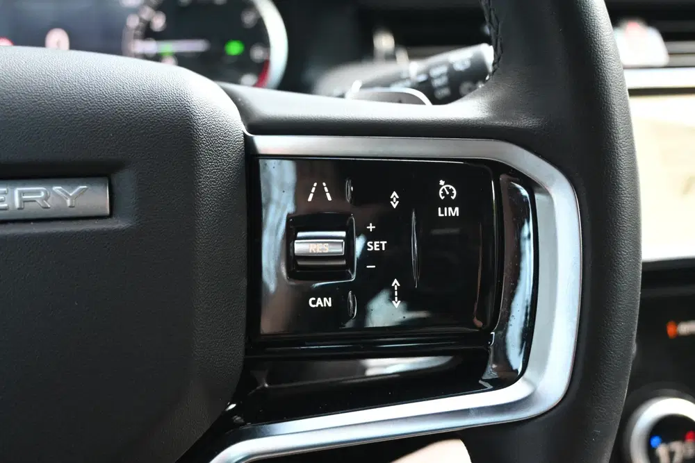 Land Rover Discovery Sport P300e 1.5 R-Dynamic SE uit 2022, foto 11