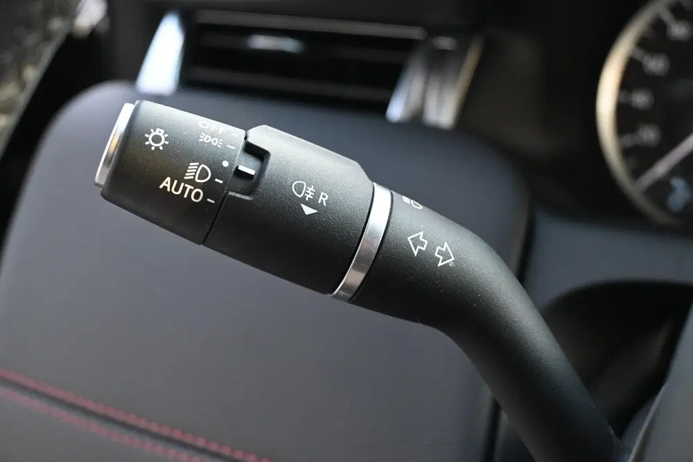 Land Rover Discovery Sport P300e 1.5 R-Dynamic SE uit 2022, foto 12