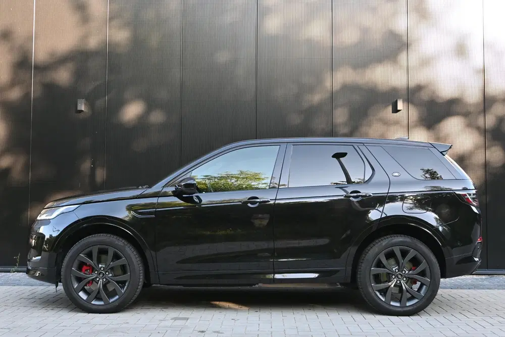 Land Rover Discovery Sport P300e 1.5 R-Dynamic SE uit 2022, foto 3