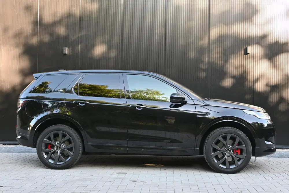 Land Rover Discovery Sport P300e 1.5 R-Dynamic SE uit 2022, foto 4