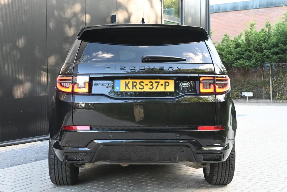 Land Rover Discovery Sport P300e 1.5 R-Dynamic SE uit 2022, foto 5