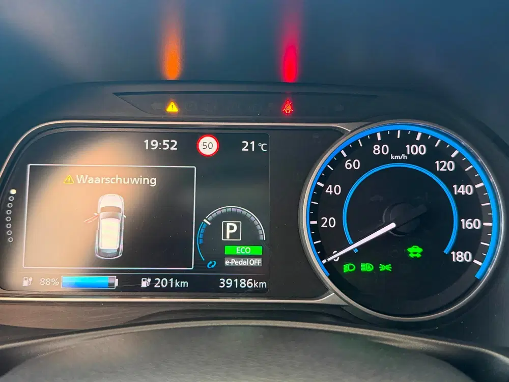 Nissan Leaf Tekna 40 kWh uit 2019, foto 11