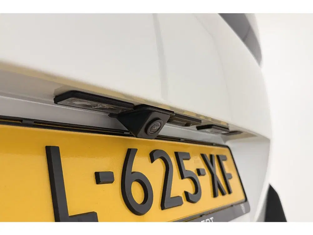 Peugeot 5008 1.2 PureTech GT uit 2021, foto 10