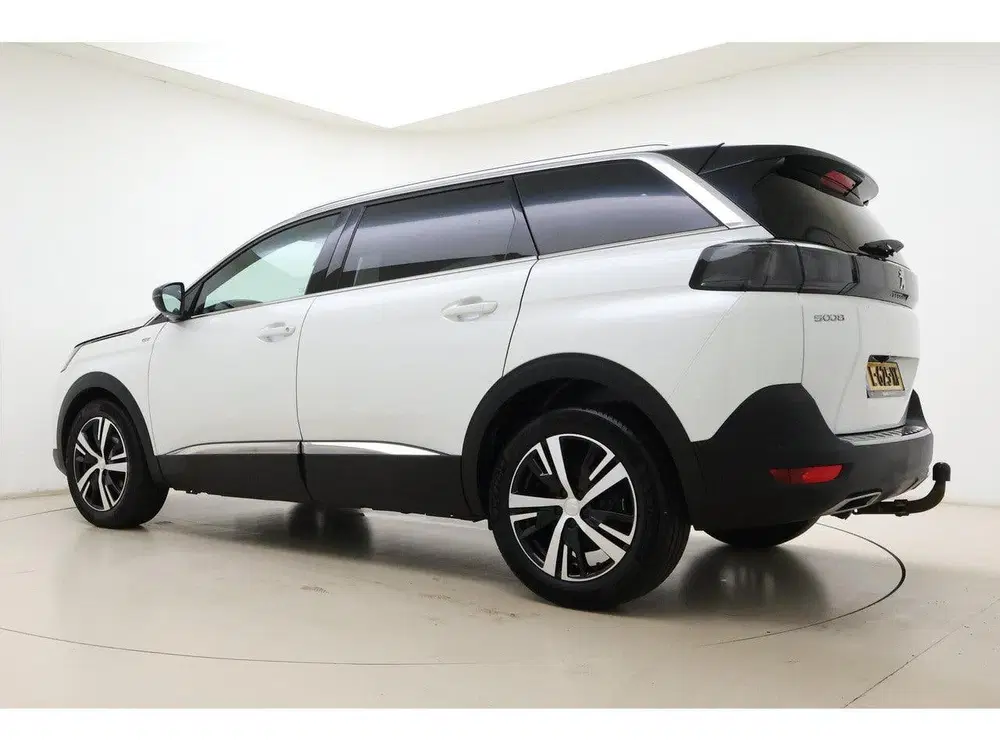 Peugeot 5008 1.2 PureTech GT uit 2021, foto 12