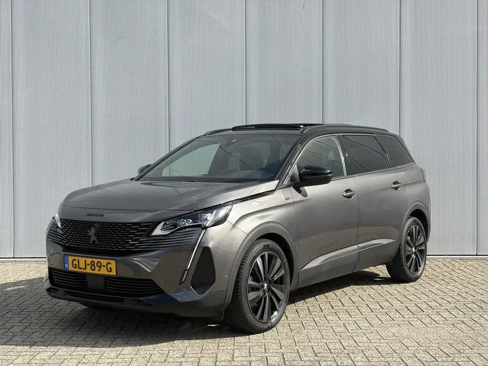 Peugeot 5008 1.2 Hybrid 136 GT Black Pack uit 2024
