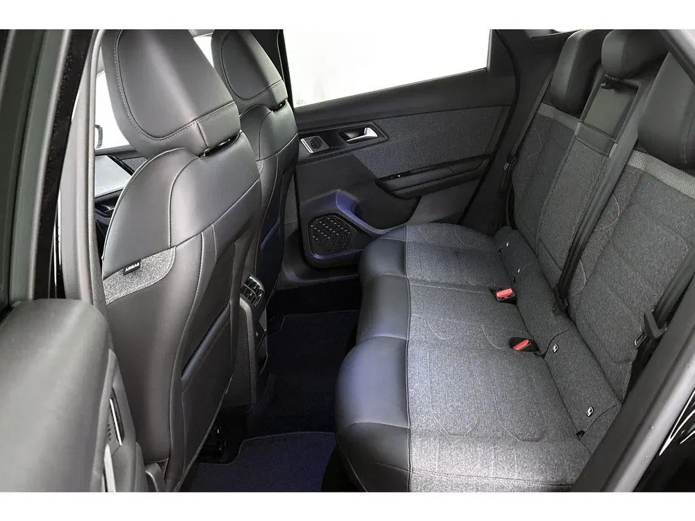 Citroën C5 X 1.6 Plug-in Hybrid 225 Feel Stoelverwarmin uit 2023, foto 8