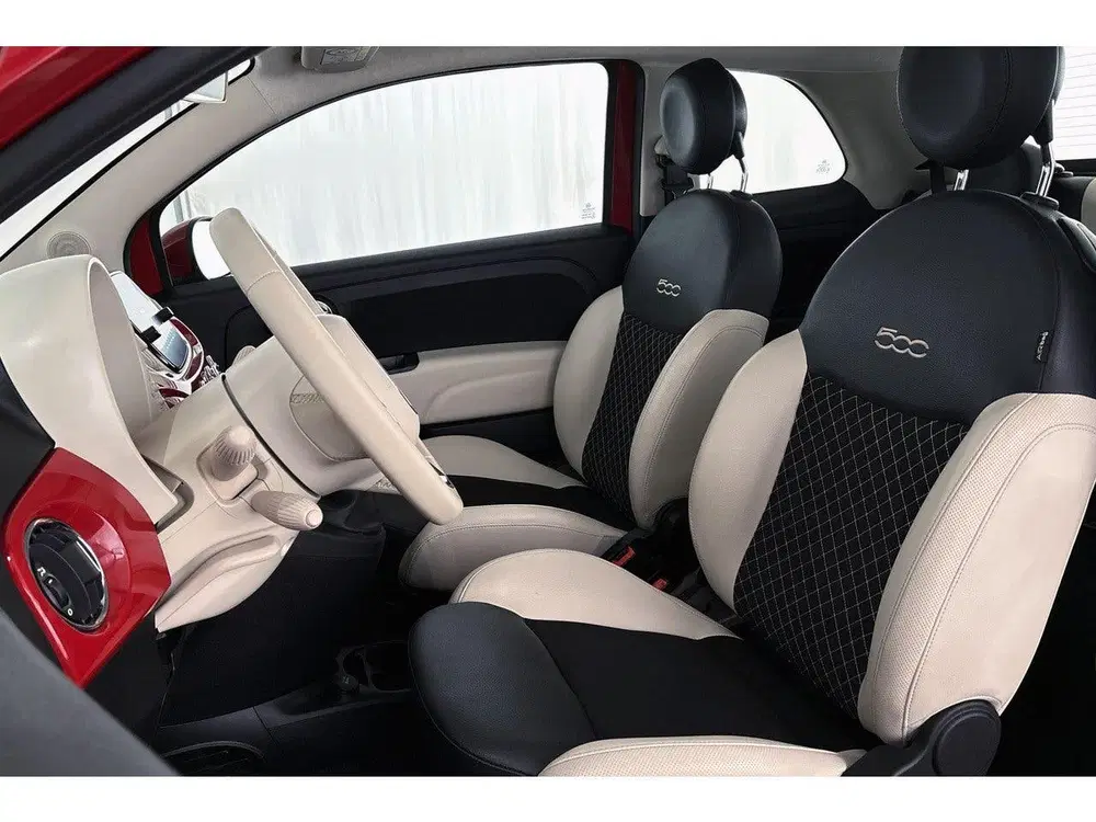 Fiat 500 1.0 Hybrid Dolcevita Panoramadak Apple Car uit 2022, foto 6