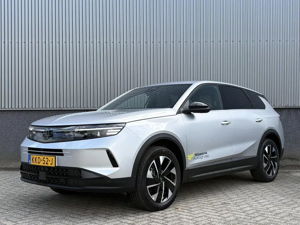 Opel Grandland 1.2 Turbo Hybrid Business Edition uit 2026