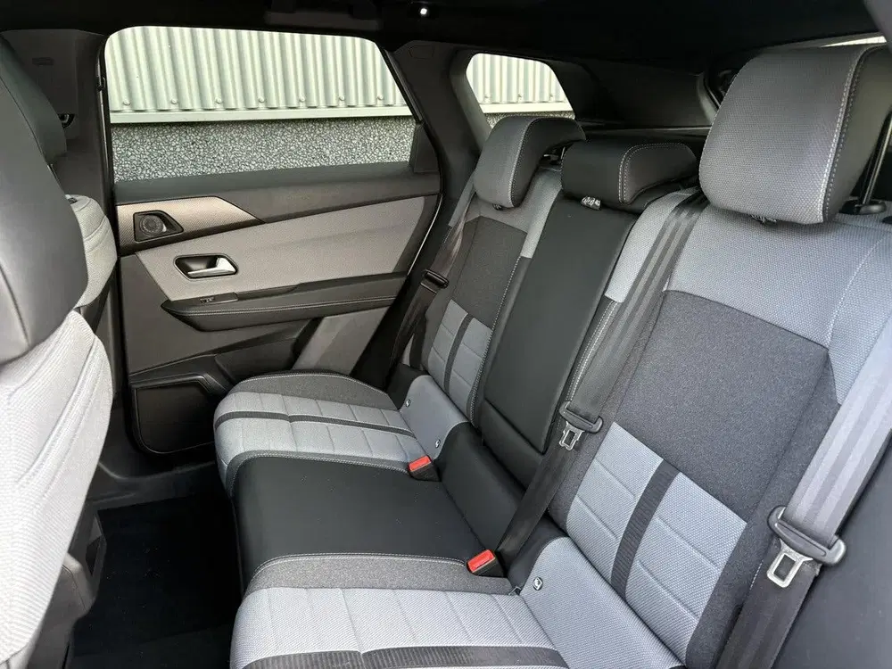 Opel Grandland 1.2 Turbo Hybrid Business Edition uit 2026, foto 11
