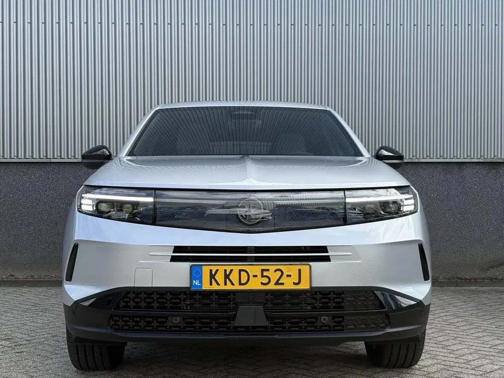 Opel Grandland 1.2 Turbo Hybrid Business Edition uit 2026, foto 2
