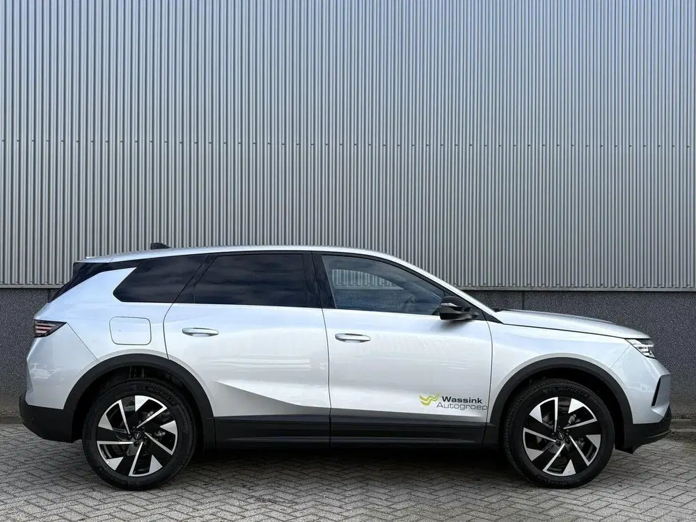 Opel Grandland 1.2 Turbo Hybrid Business Edition uit 2026, foto 4
