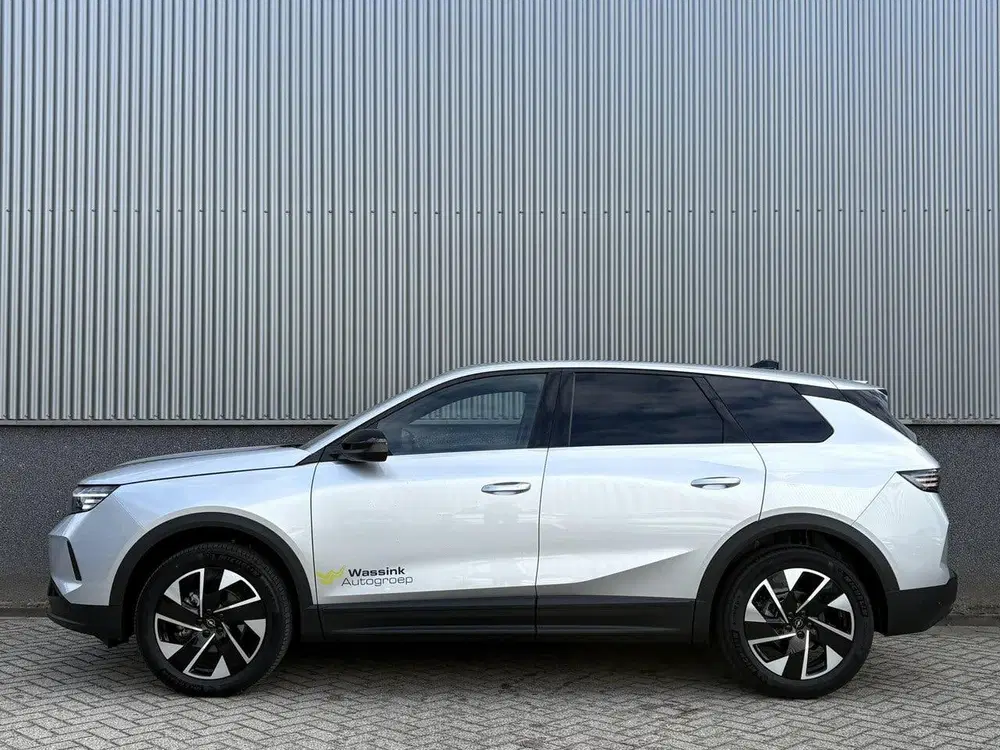 Opel Grandland 1.2 Turbo Hybrid Business Edition uit 2026, foto 8