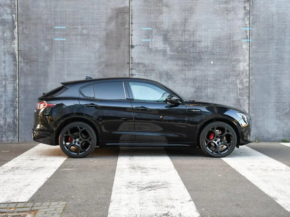 Alfa Romeo Stelvio Veloce Ti 2.0 Turbo 280pk AWD Automaat HA uit 2024, foto 5