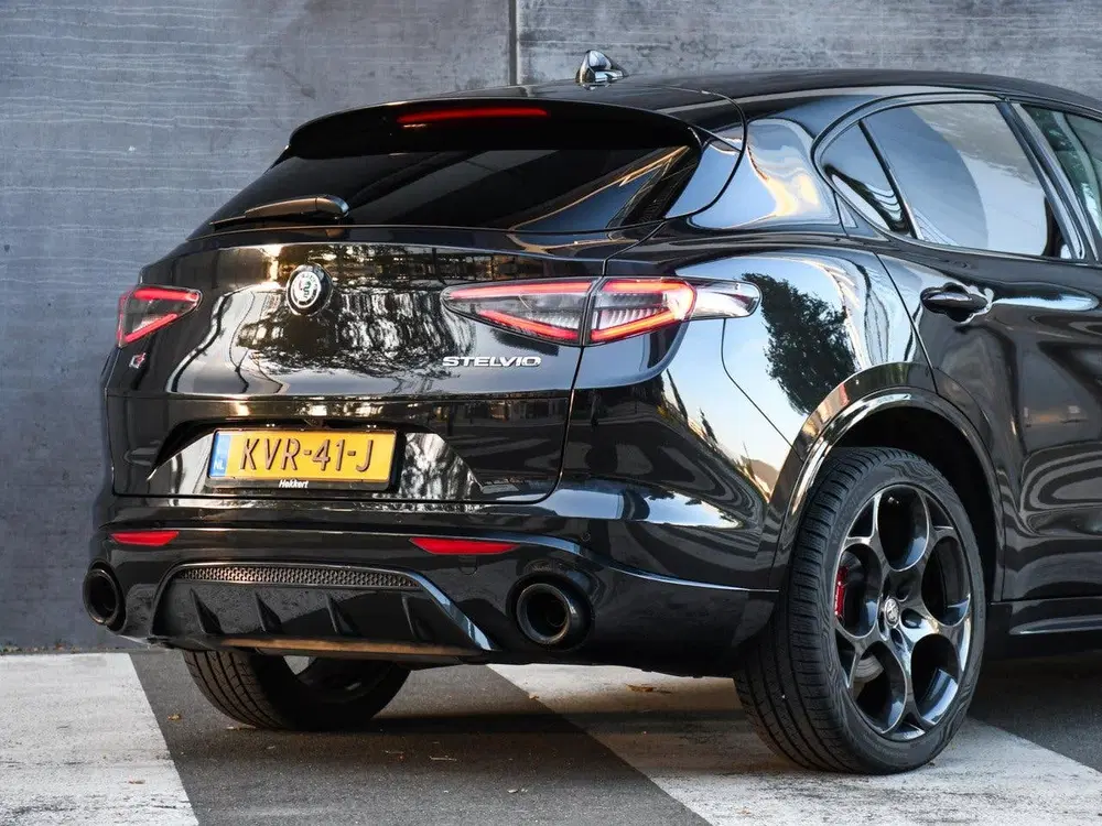 Alfa Romeo Stelvio Veloce Ti 2.0 Turbo 280pk AWD Automaat HA uit 2024, foto 7