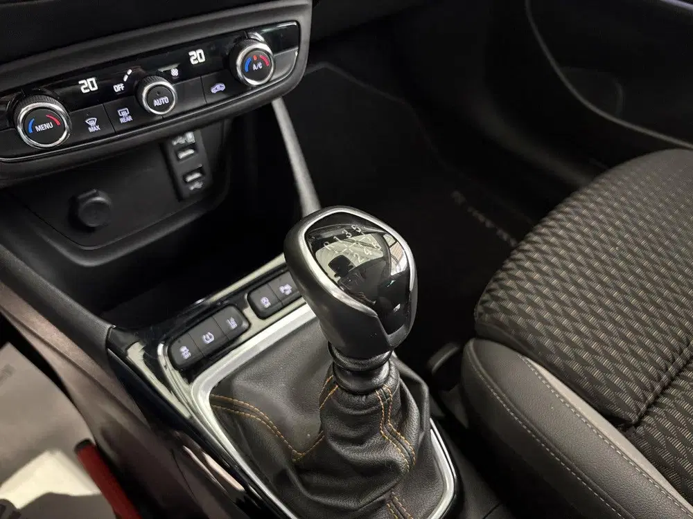 Opel Crossland 1.2 Turbo Innovation uit 2019, foto 15