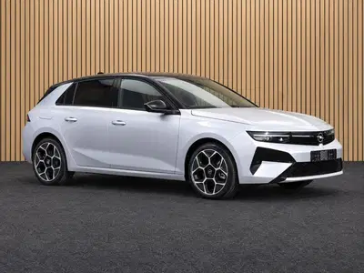 Opel Astra 1.6 Turbo Plug In Hybrid Ultimate VOORRAAD uit 2026