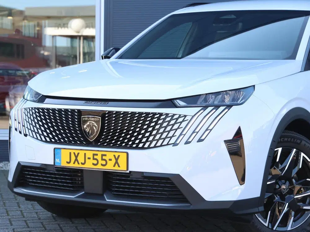 Peugeot 5008 1.2 Allure Hybrid 145 Camera uit 2025, foto 5