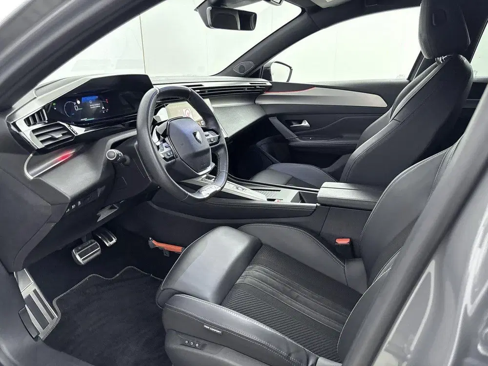 Peugeot 408 1.6 HYbrid GT 180 EAT8 uit 2024, foto 10