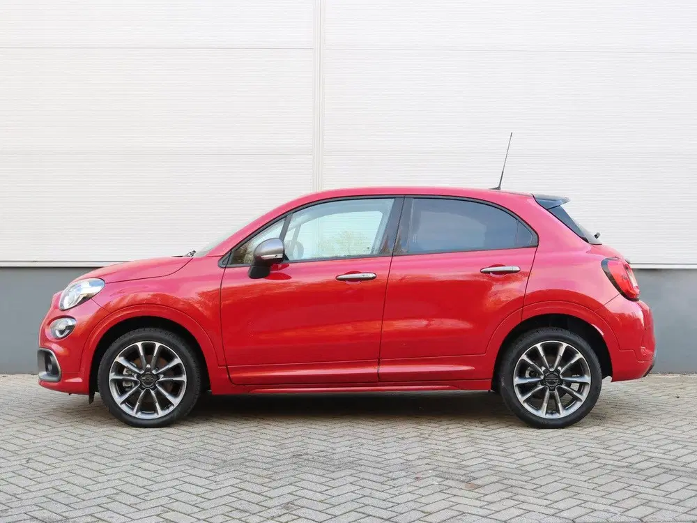 Fiat 500X 1.5 Hybrid Sport uit 2024, foto 2