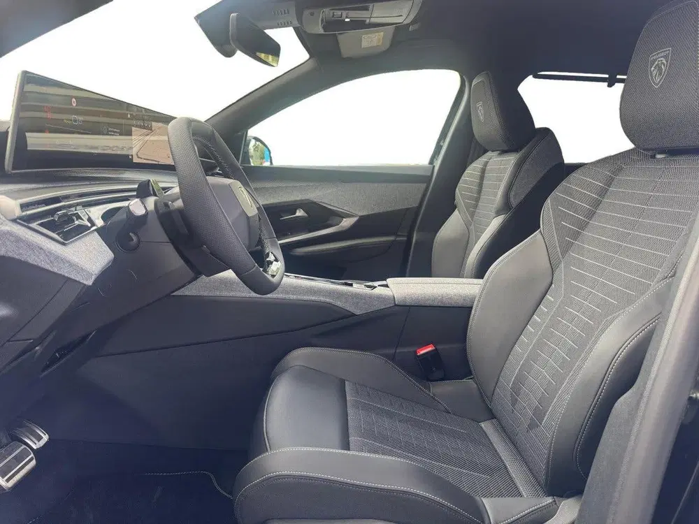 Peugeot 5008 GT 1.6 HYbrid PHEV 225pk e-DCS7 uit 2026, foto 9