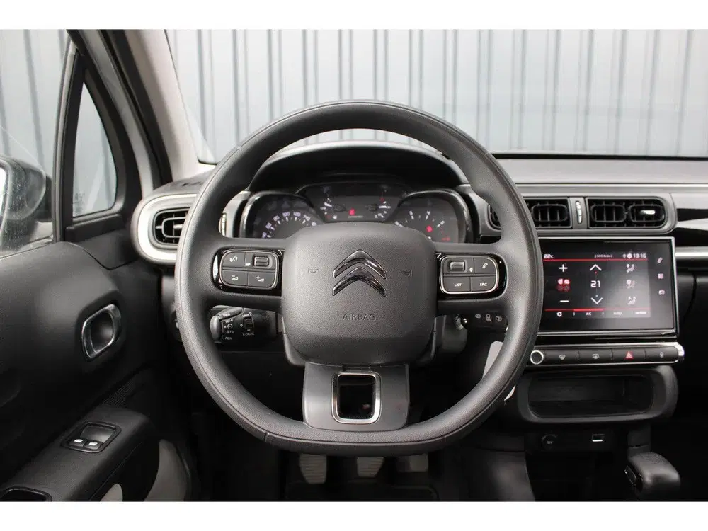 Citroën C3 1.2 PureTech Feel Stoelverwarming Voor uit 2022, foto 11