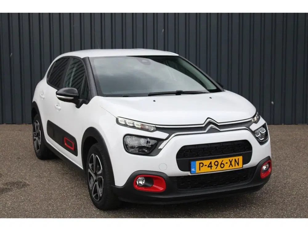 Citroën C3 1.2 PureTech Feel Stoelverwarming Voor uit 2022, foto 2