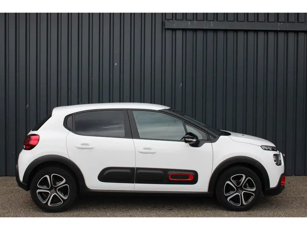 Citroën C3 1.2 PureTech Feel Stoelverwarming Voor uit 2022, foto 4