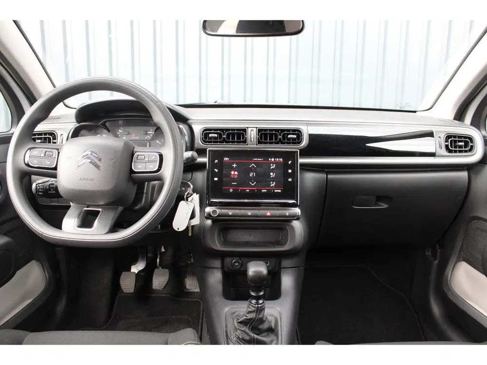 Citroën C3 1.2 PureTech Feel Stoelverwarming Voor uit 2022, foto 8