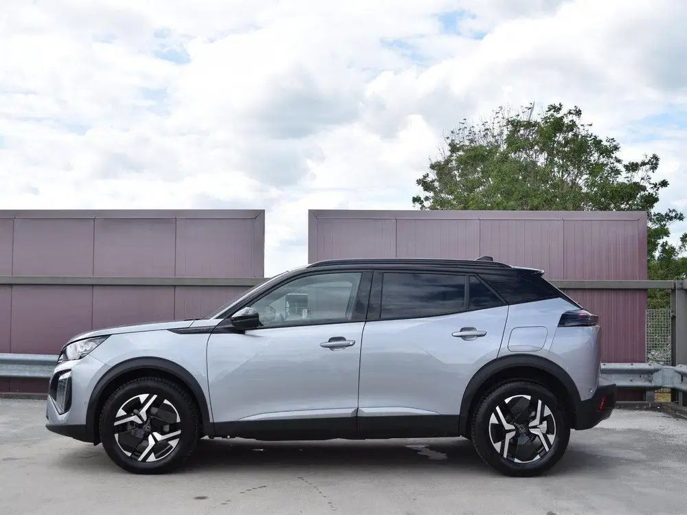 Peugeot 2008 1.2 PureTech GT Pack l Stoel VW l Elektris uit 2024, foto 2