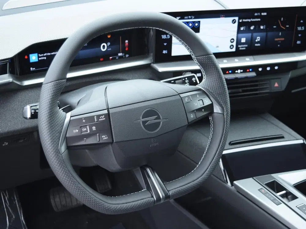 Opel Grandland 1.2 Turbo Hybrid Business Edition uit 2026, foto 6