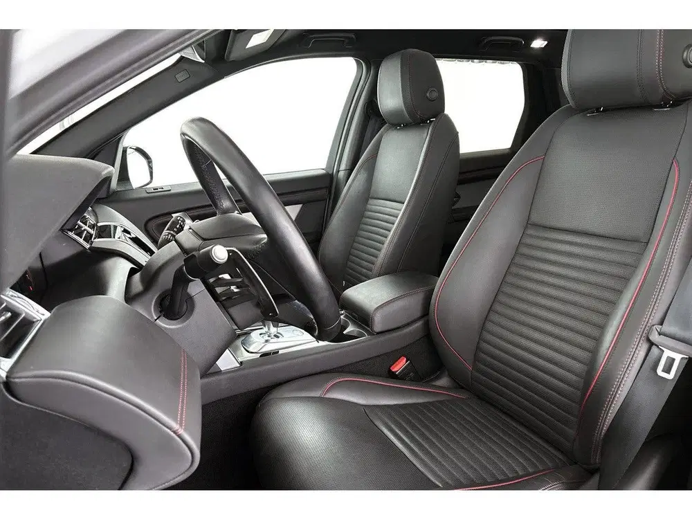 Land Rover Discovery Sport P300e 1.5 R-Dynamic HSE Panoramad uit 2023, foto 6