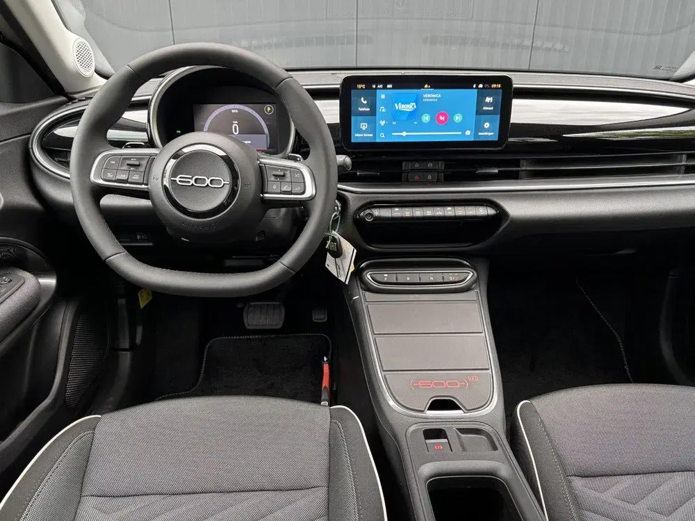 Fiat 600 145pk Hybrid Icon Automaat uit 2026, foto 13