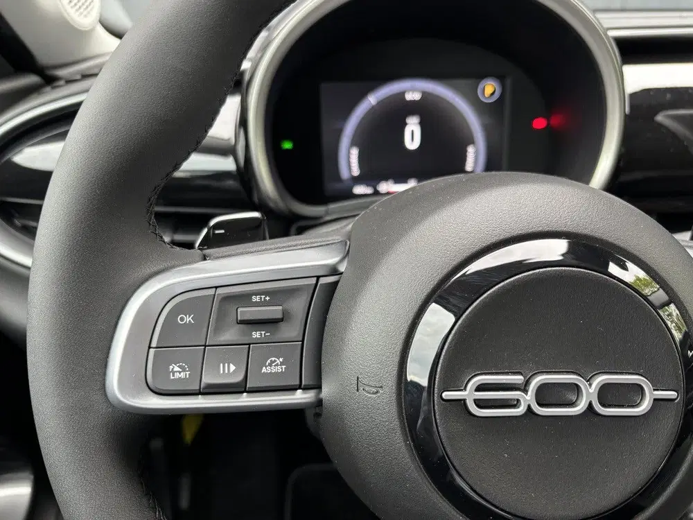 Fiat 600 145pk Hybrid Icon Automaat uit 2026, foto 14