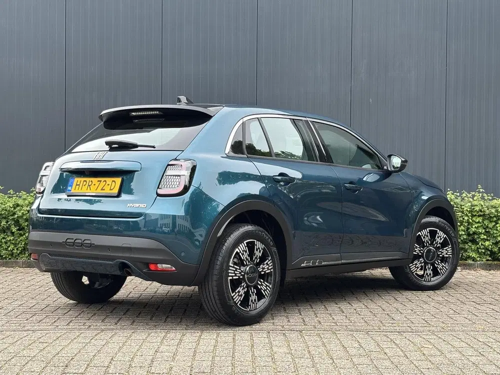 Fiat 600 110pk Hybrid Urban Automaat uit 2025, foto 3