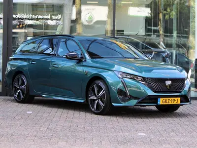 Peugeot 308 SW 1.2 Hybrid 136 e-DCS6 GT uit 2024