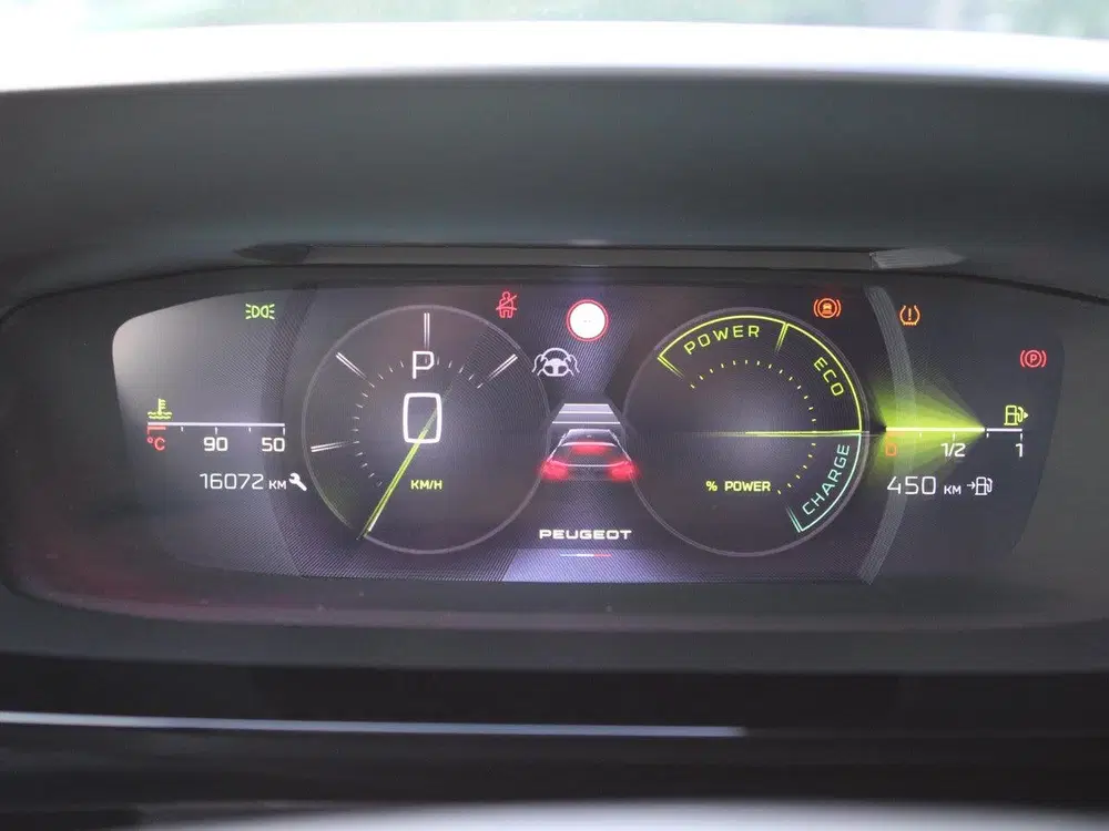 Peugeot 308 SW 1.2 Hybrid 136 e-DCS6 GT uit 2024, foto 15