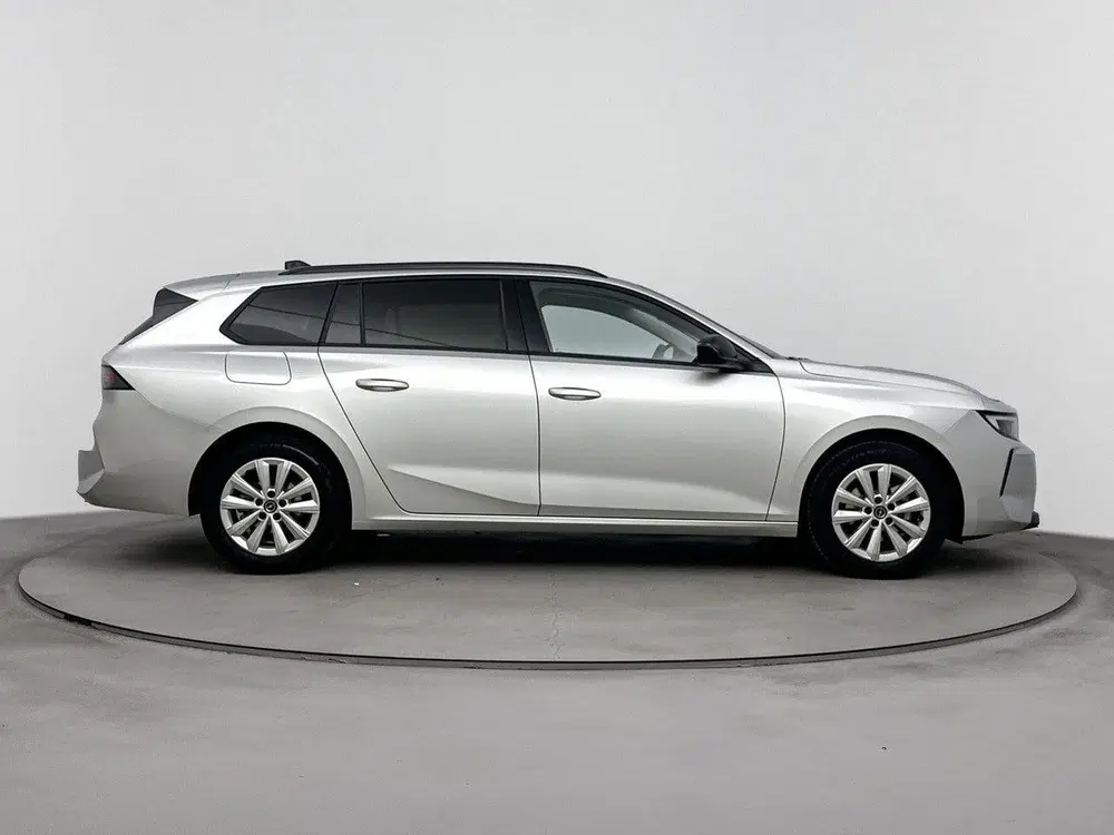Opel Astra Sports Tourer 1.2 110 pk Turbo Business Ed uit 2025, foto 13