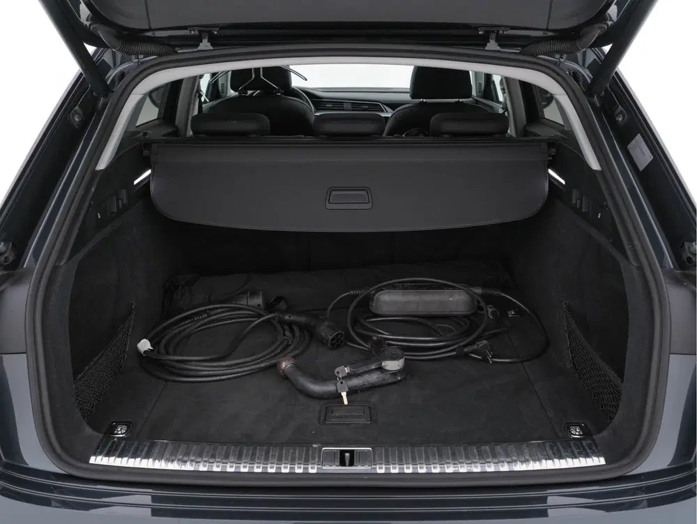 Audi e-tron 50 Quattro Advanced [ 3-Fase-11kW ]{ SoH-1 uit 2019, foto 12
