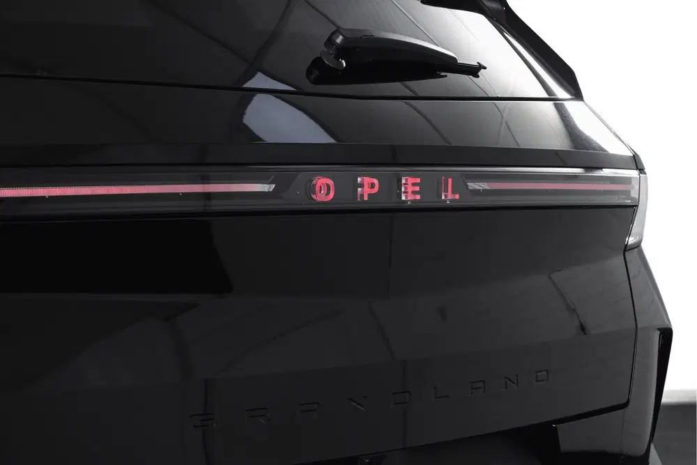 Opel Grandland 1.2 Turbo Hybrid GS uit 2025, foto 10