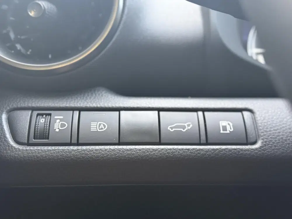 Toyota C-HR 1.8 Hybrid 140 Dynamic l Bi-Tone l Navi Gr uit 2025, foto 8