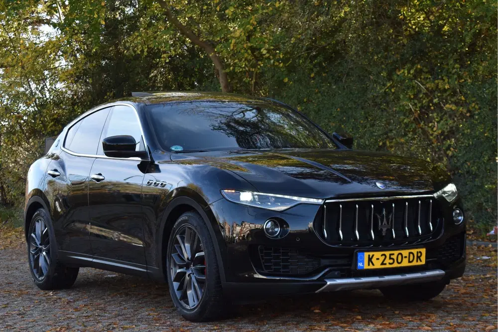 Maserati Levante 3.0 V6 AWD GranLusso 350 pk Facelift Drive uit 2019, foto 5