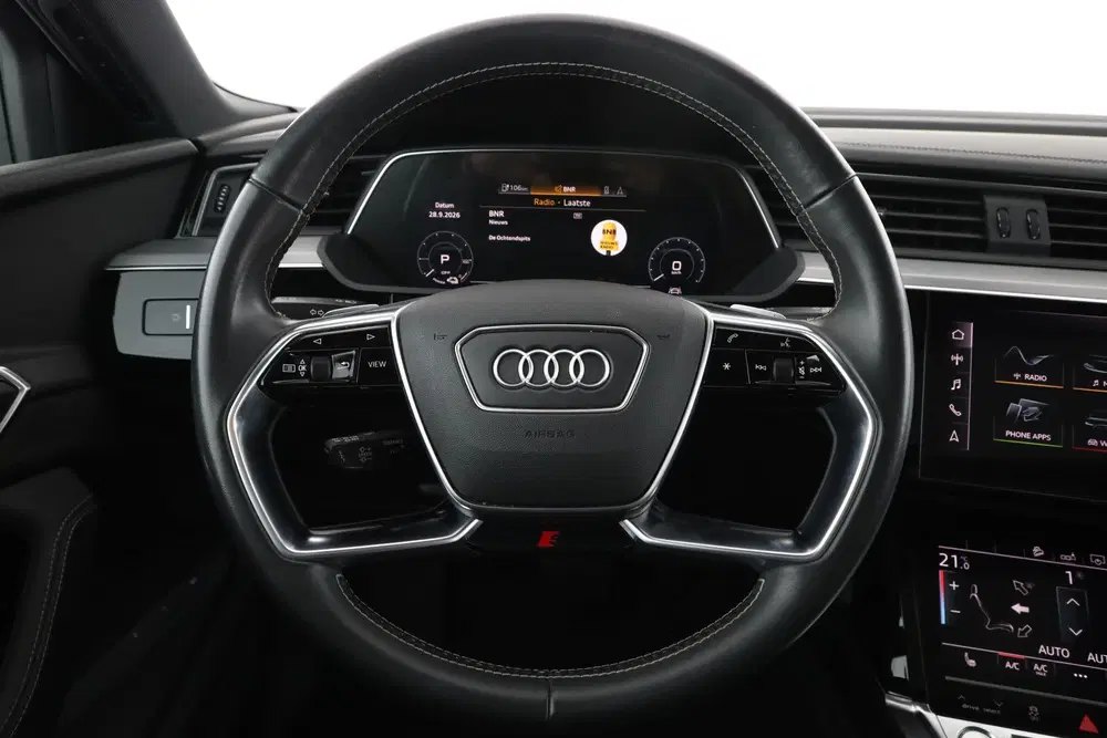 Audi e-tron e-tron 50 quattro Launch edition Black 71 uit 2019, foto 11